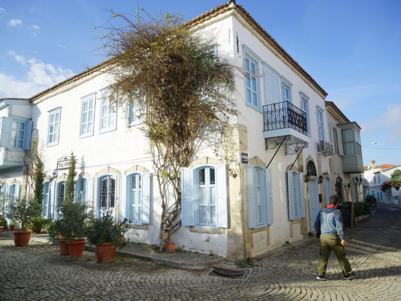 Alaçatı Butik Otel Önerileri: En İyi Seçenekler