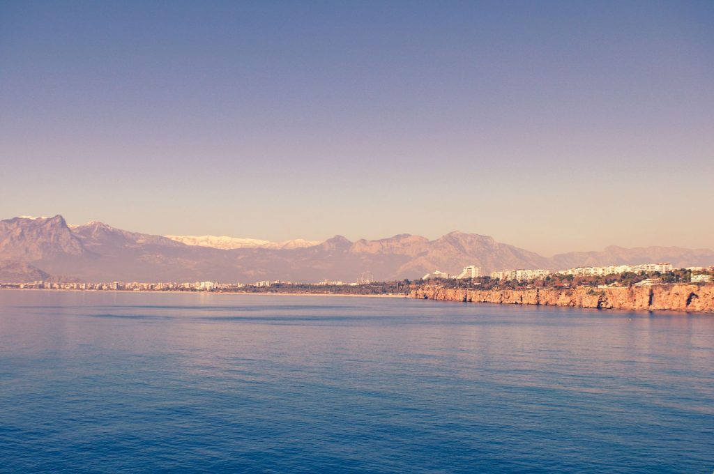 Antalya'da Nerede Kalınır, Nasıl Ucuza Gezilir?