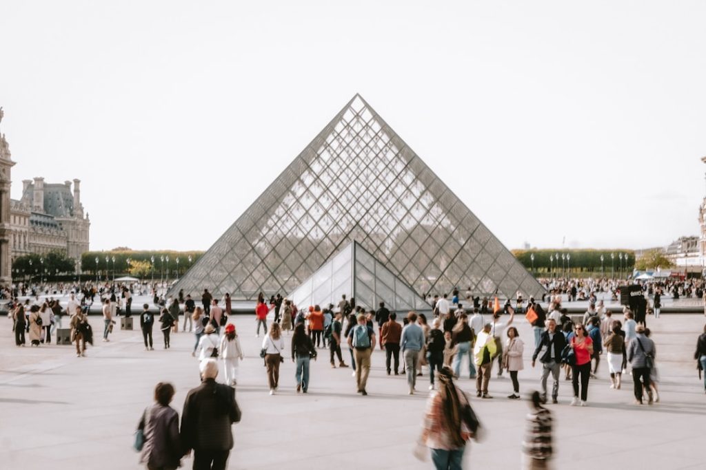 Paris'in Sanat Dolu Kalbi: Müzeler ve Yaz Rotaları